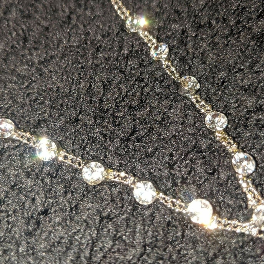 *Silver Rhinestone Necklace - Picture 4 of 5